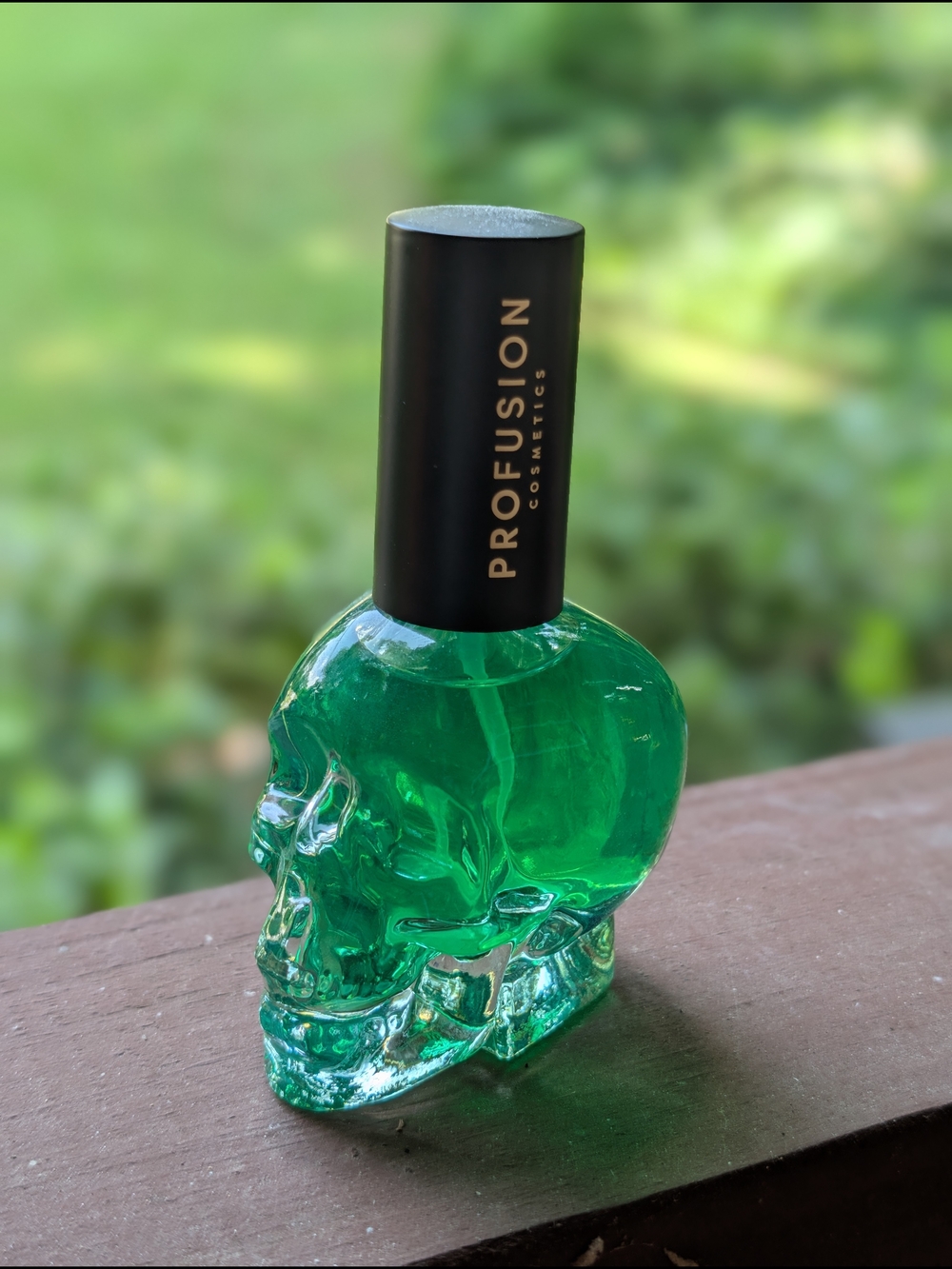 PROFUSION Cosmetics Harry Potter Mosmordre Illuminating Setting Spray